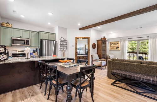 Branson House | Pvt Hot Tub-Near Thunder Ridge-Cmty Pools & So Much More-Free Attraction Tickets