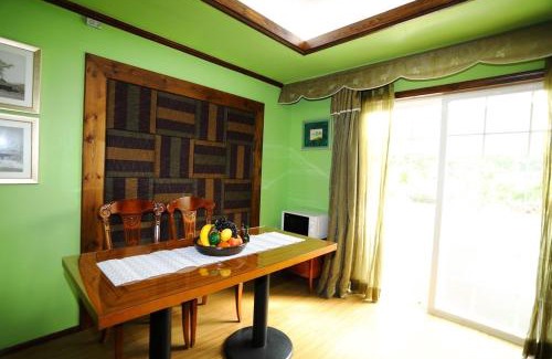 Heungjeonggyegok House | Pyeongchang Bench House