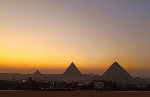 Giza Apartment | Pyramids View Rooftop Apartment