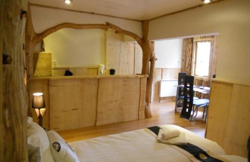 Saint-Pe-d'Ardet Bed & Breakfast | Pyrenées Emotions, Eco-responsables, Nature, Sports Aventures