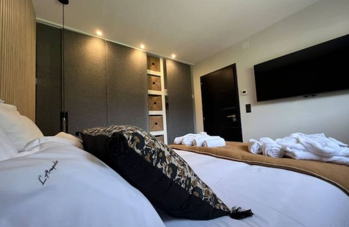 Cier-de-Luchon Ski Chalet | Pyrenees, Contemporary and cosy 4-star chalet