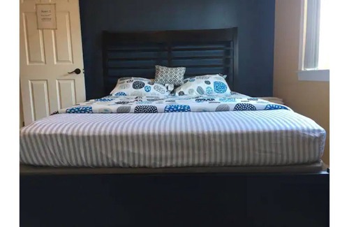 South San Jose Villa | Q-Bed Room3: 2 Miles to SJDT Convention Center&SJSU. 5 Miles to SJC