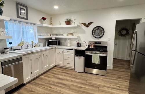 Susanville House | Q Cottage, 3 bedroom lower unit with large backyard