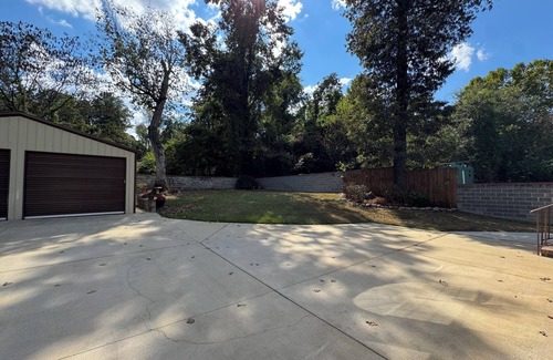 Tuscaloosa House | QB1 – 4 Bedroom Home 3.5 miles from Bryant-Denny Stadium!