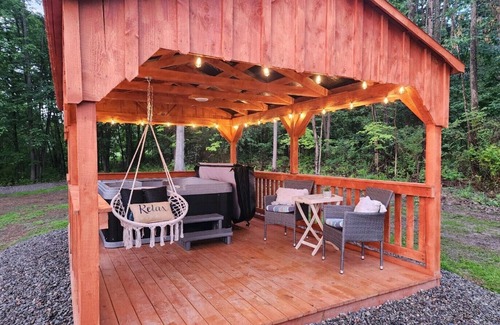 Hammondsport House | QKA Sunset Hideaway!nLocated in the Heart of the Finger Lakes Wine Trail.