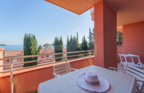 Capo D'arco Apartment | Quadrilocale Capo d'Arco - Goelba