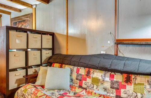 Paradise Estates Apartment | Quaint Ashford Studio Stay 5 Mi to Mt Rainier!