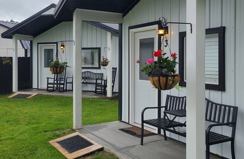 Lebanon Cottage | Quaint Cottage