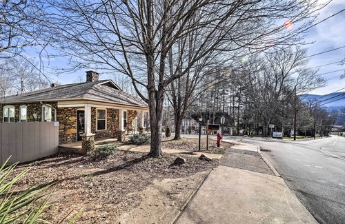 Waynesville Cottage | Quaint Home w/Porch in Downtown Waynesville!