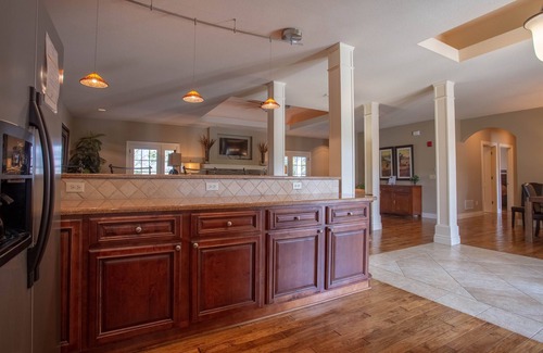 Branson Villa | Quaint Quarters 4 Bedroom Villa by RedAwning