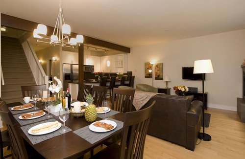 Regional District of Nanaimo House | Qualicum Landing