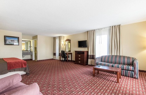 Andalusia Hotel | Quality Inn Andalusia