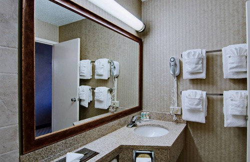 Sprague Hotel | Quality Inn Beckley