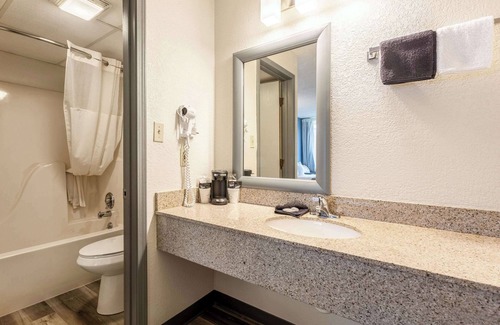 Branson Theater District Hotel | Quality Inn Branson On the Strip