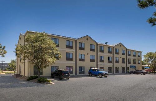 Brighton Hotel | Quality Inn Denver Northeast Brighton