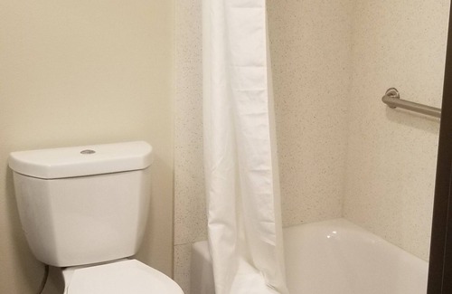 Lloyd District Hotel | Quality Inn Downtown Convention Center