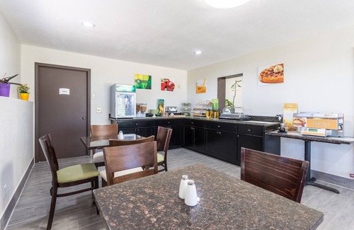 Farmington Hotel | Quality Inn Farmington