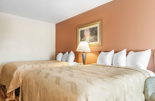 Gallipolis Ferry Hotel | Quality Inn Gallipolis