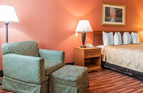 Gallipolis Ferry Hotel | Quality Inn Gallipolis