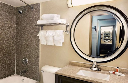 Little Rock Hotel | Quality Inn Little Rock South