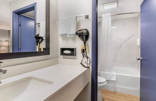 Madison Hotel | Quality Inn Madison - Huntsville