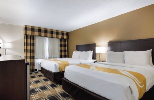 Oneonta Hotel | Quality Inn Oneonta Cooperstown Area