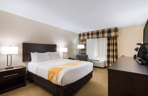 Oneonta Hotel | Quality Inn Oneonta Cooperstown Area