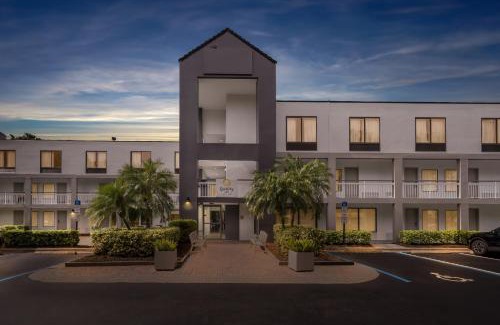 Florida Central Atlantic Coast Hotel | Quality Inn Orlando Near International Drive