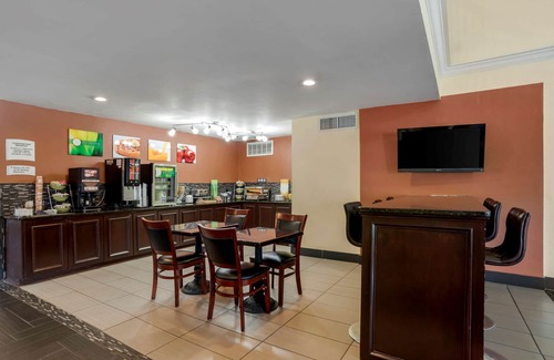 Phenix City Hotel | Quality Inn Phenix City Columbus