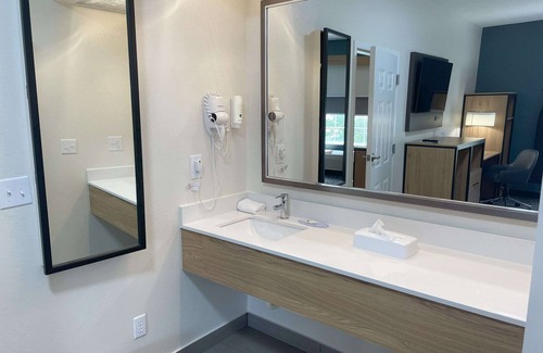 Richmond Hotel | Quality Inn Richmond