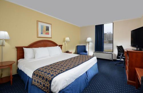 Roxboro Hotel | Quality Inn - Roxboro South