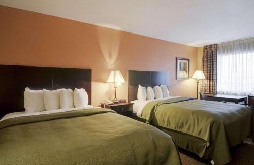 Russellville Hotel | Quality Inn Russellville I-40