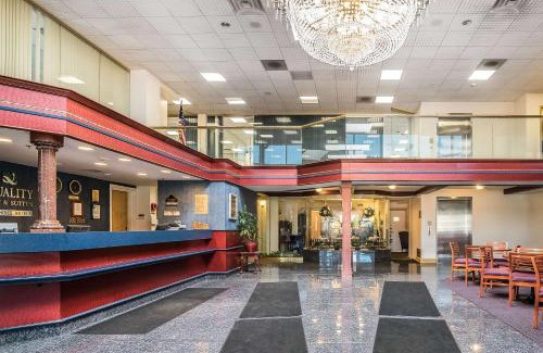 Latham Hotel | Quality Inn & Suites Albany Airport