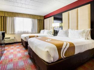 Altoona Hotel | Quality Inn & Suites Altoona
