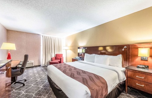 Brainerd Hotel | Quality Inn & Suites Brainerd