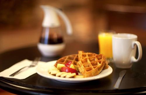 Desjardins Hotel | Quality Inn & Suites