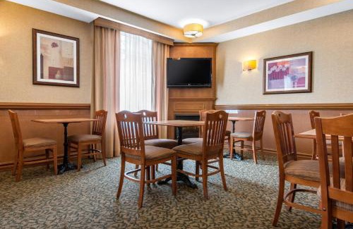 Clearview Hotel | Quality Inn & Suites