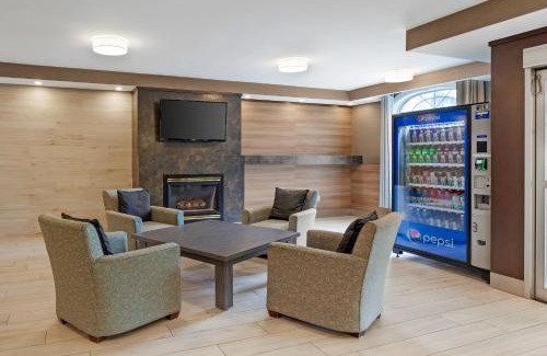 Clearview Hotel | Quality Inn & Suites