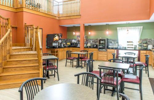 Columbus Hotel | Quality Inn & Suites Columbus West - Hilliard