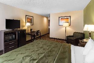 Granbury Hotel | Quality Inn & Suites - Granbury