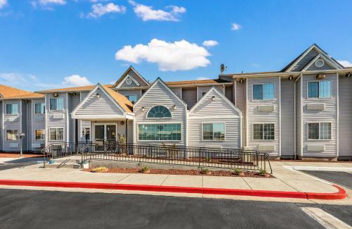 Fallon Hotel | Quality Inn & Suites near NAS Fallon