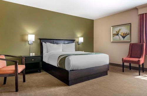 Quispamsis Hotel | Quality Inn & Suites Quispamsis