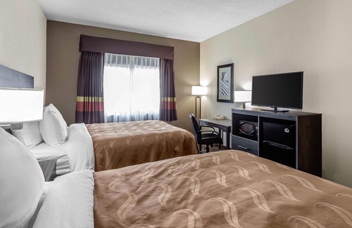 South Salisbury Hotel | Quality Inn & Suites Salisbury South