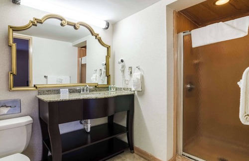 Winfield Hotel | Quality Inn & Suites Winfield