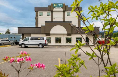 Terrace Hotel | Quality Inn Sunshine Suites