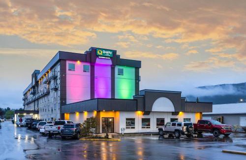 Terrace Hotel | Quality Inn Sunshine Suites