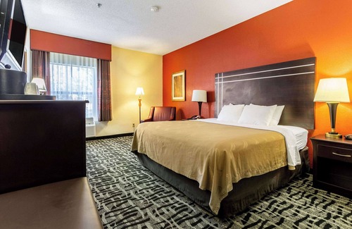 Texas City Hotel | Quality Inn Texas City I-45