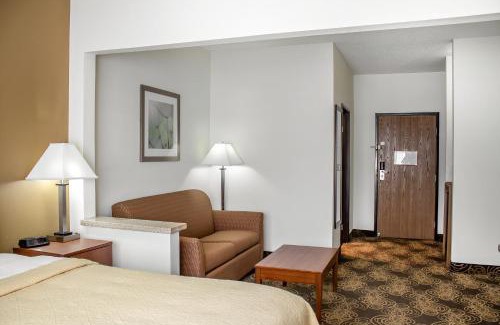 Tomah Hotel | Quality Inn Tomah