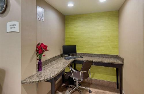 Covington Hotel | Quality Inn