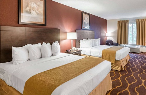 Kearney Hotel | Quality Inn